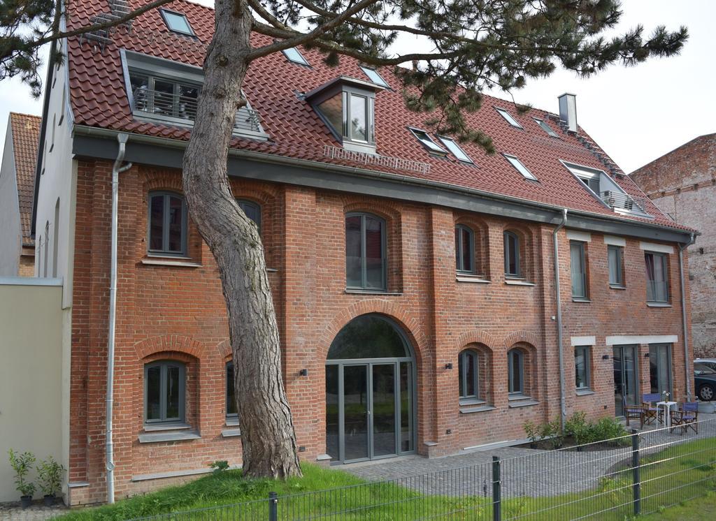 Apartments Im Backsteinspeicher Stralsund Exterior foto